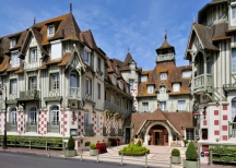 Hotel Normandy Barriere
