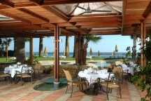 restaurant Palm Beach Larnaca